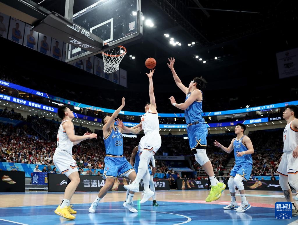 CBA常规赛：上海久事胜北京北汽