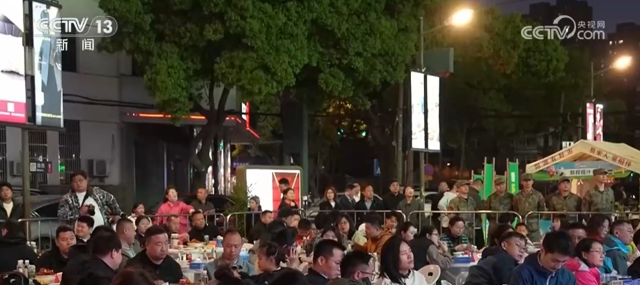 体育盛宴“热力半径”扩大 “赛事+创意”催生蓬勃生长多元产业链