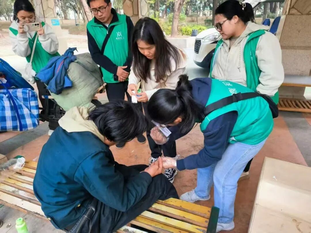 山东男子失踪21年在广州被找到：工作人员花2年时间和他交流，最终通过DNA采集找到亲人