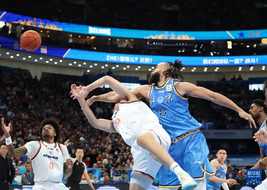 CBA常规赛：上海久事胜北京北汽