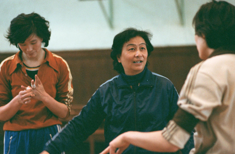 王非等九人正式进入中国篮球名人堂 王非等九人正式进入中国篮球名人堂