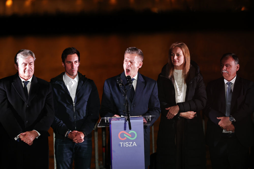 欧尔班败选　冯德莱恩立即发声