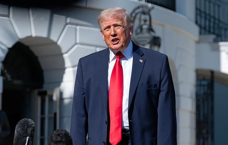 特朗普：13日10时对伊朗实施封锁