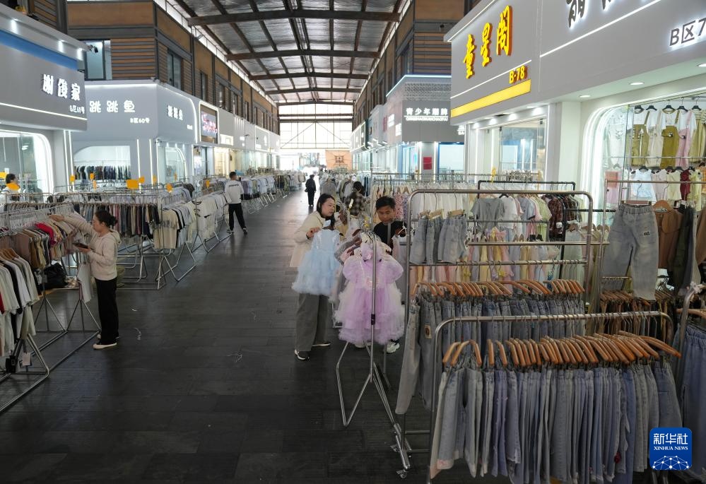 探访“童装之都”