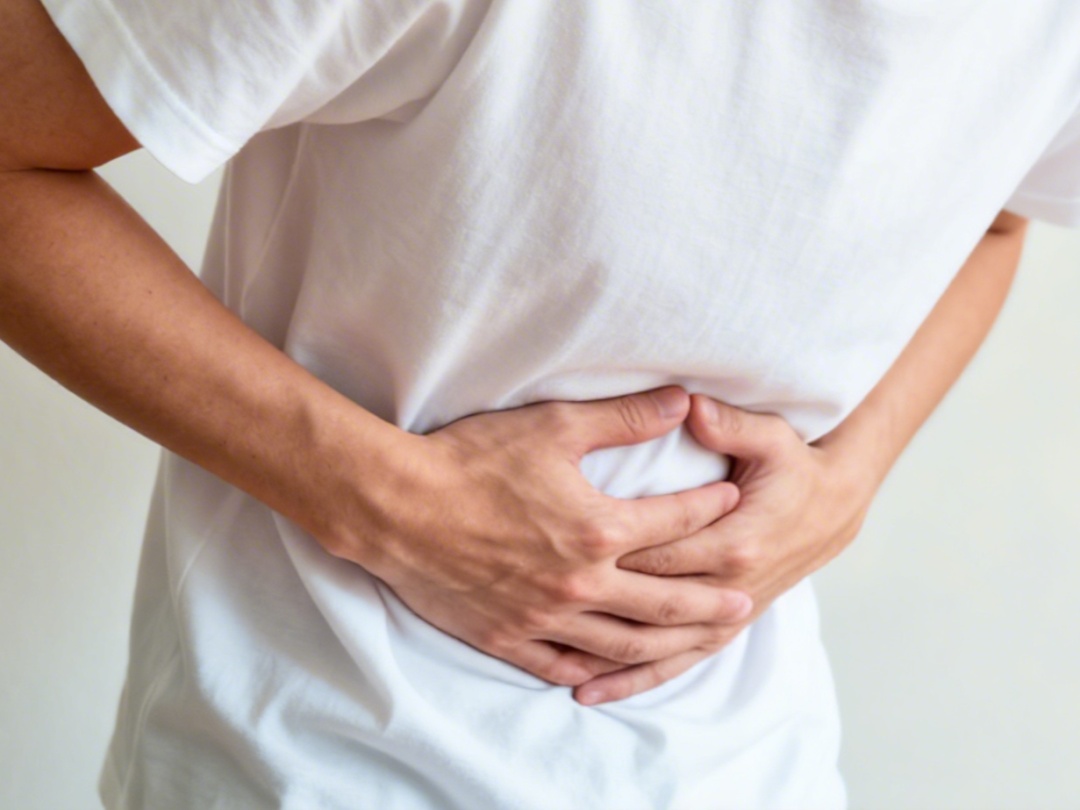 胃病离胃癌有多远？这些症状切勿忽视！