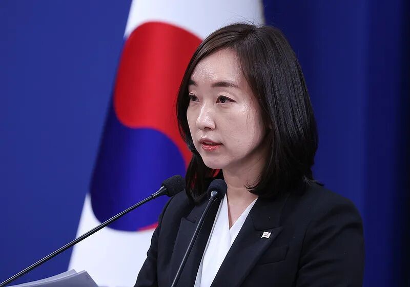 李在明主持召开紧急经济会议，韩国维持“应急模式”