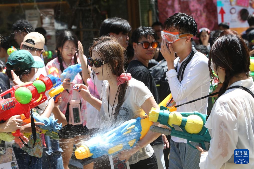 泰国：庆祝宋干节