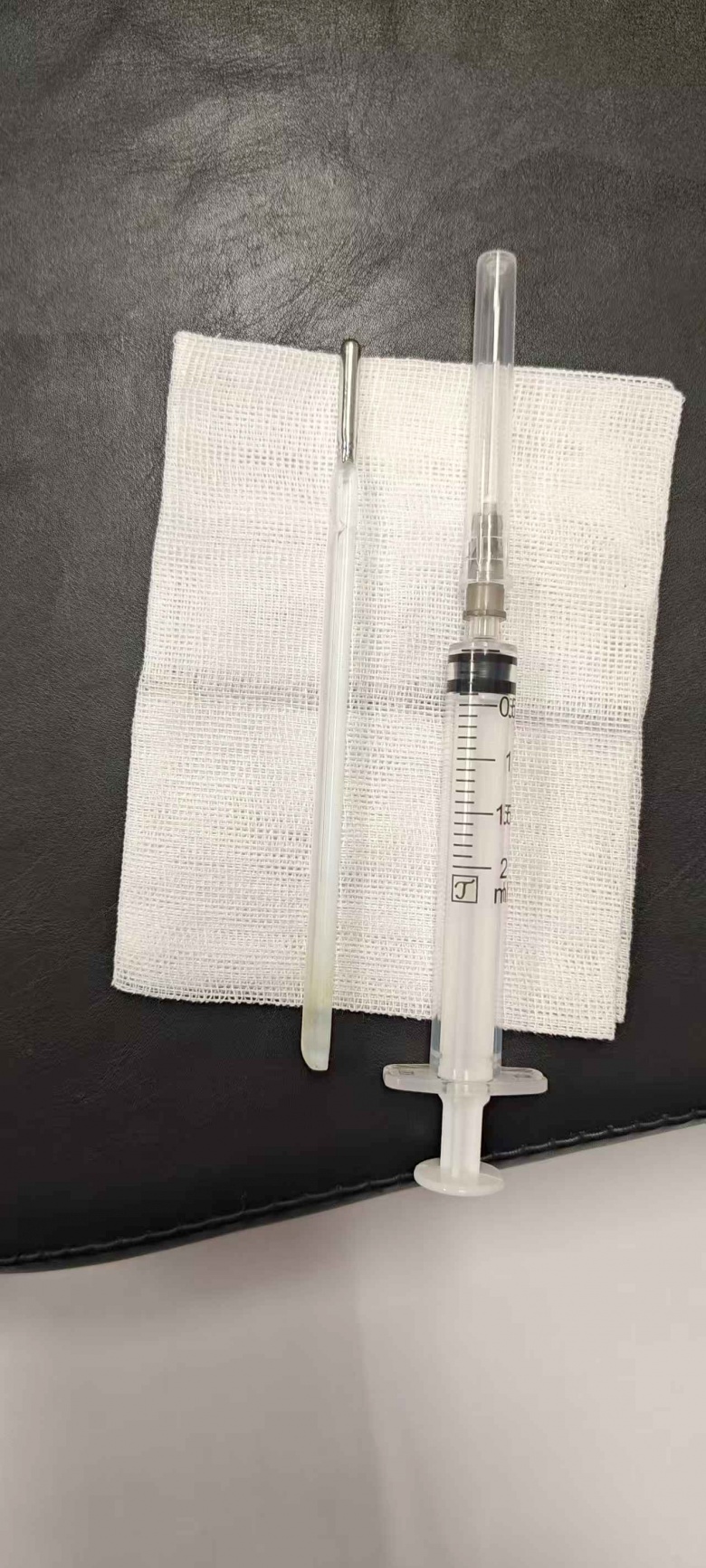 浙江一男子12岁误服水银温度计，到32岁时才取出！