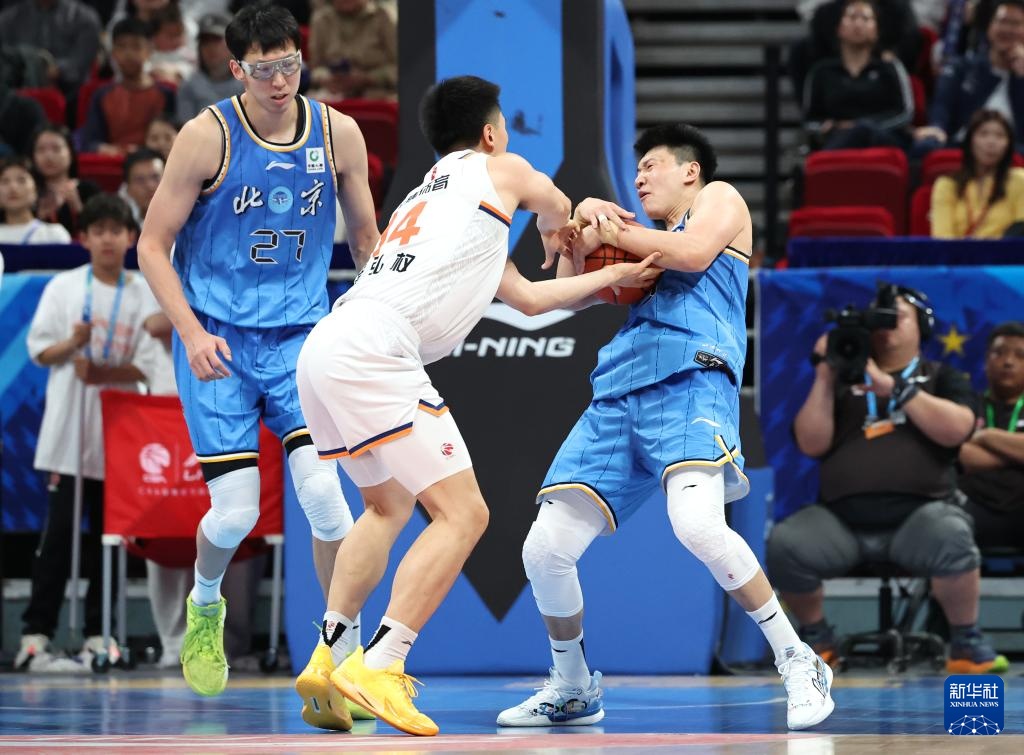 CBA常规赛：上海久事胜北京北汽