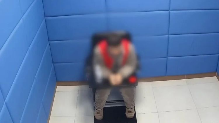 阿婆买了900件“玉石”后，被踢出直播间……警方抓获7人团伙