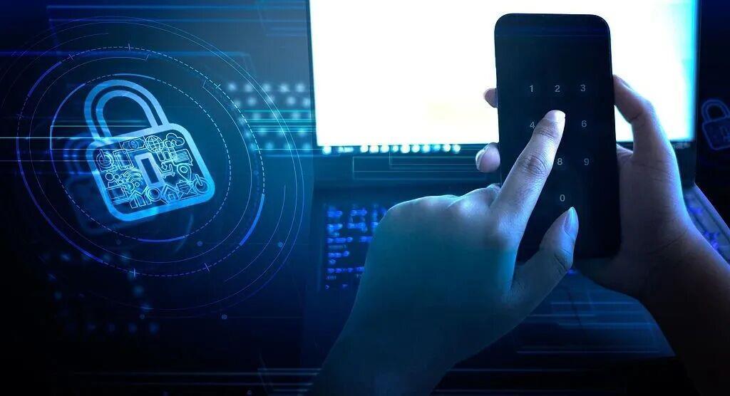 打开“同事”发来的文件后电脑瞬间瘫痪 警惕新型钓鱼攻击