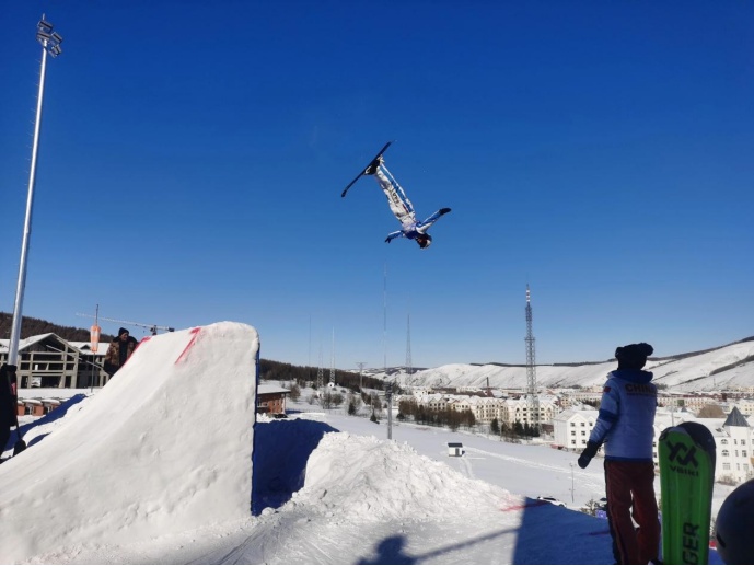 石家庄市冰雪运动队包揽省运会冰雪项目三项第一 石家庄市冰雪运动队包揽省运会冰雪项目三项第一