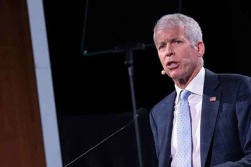 布林肯谈美国海上封锁伊朗：“说白了就是纵火者自己跑来灭火”