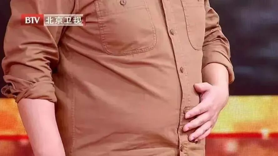 4个晚餐习惯,让大脑变傻、炎症失控、血糖飙升,很多人还天天踩坑 4个晚餐习惯,让大脑变傻、炎症失控、血糖飙升,很多人还天天踩坑