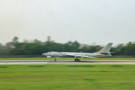 一键收藏！战机飞行训练图上新