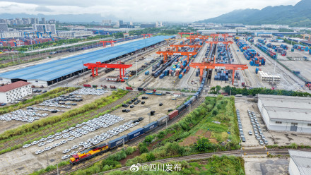 明起，成都⇋重庆最快1小时2分直达