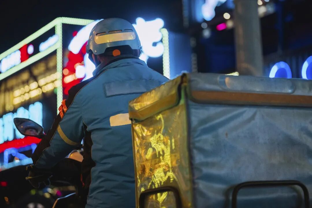 骑手日扣3元保费，猝死后理赔被拒，保险公司给出这些理由……