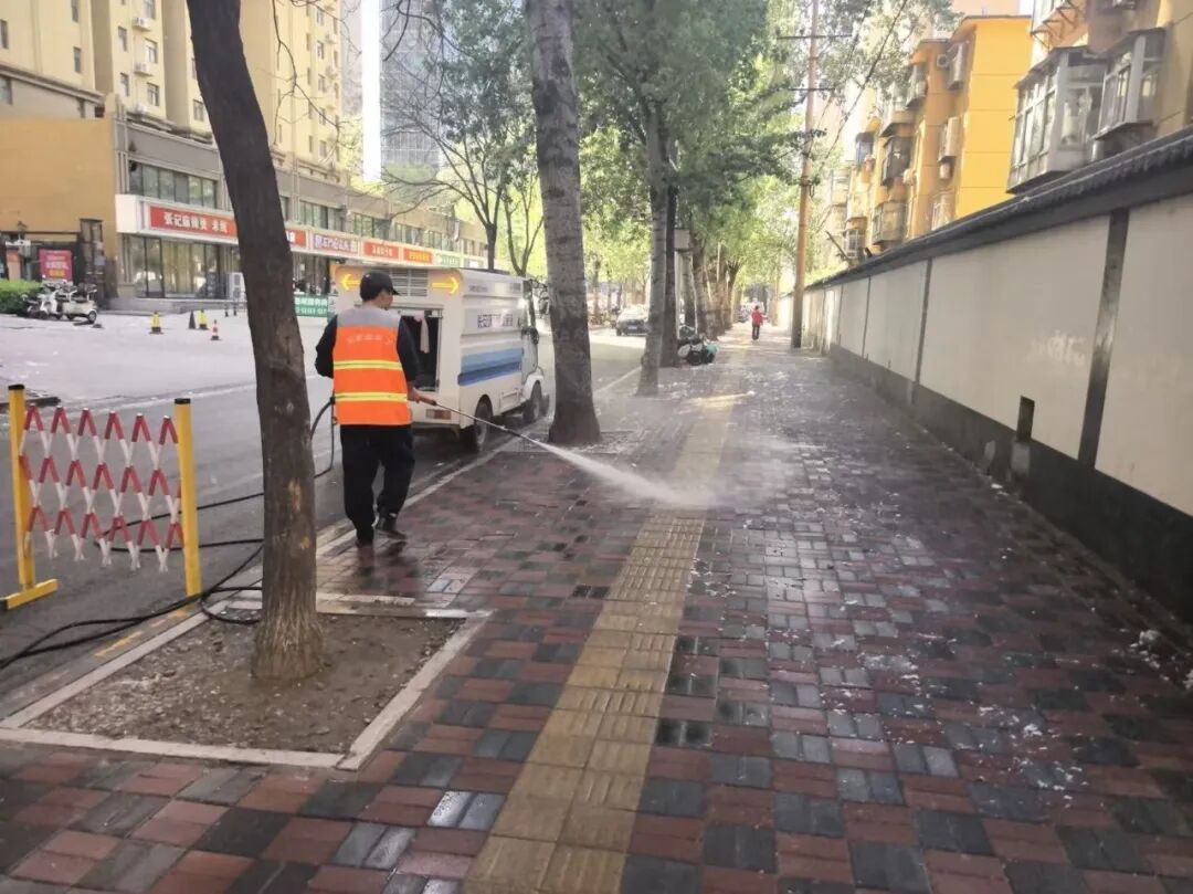 石家庄飞絮少了?原来是放大招了! 石家庄飞絮少了?原来是放大招了!