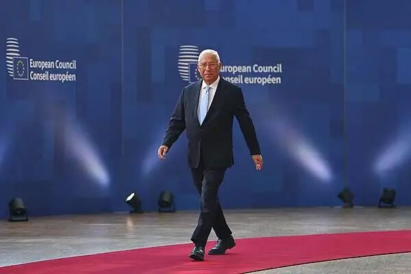 上万美军封锁伊朗港口，美伊未来两天或重返谈判桌，伊以互开“要价”