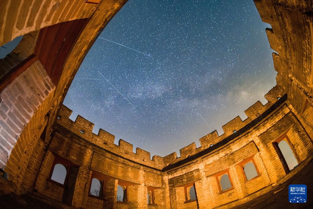 金山岭长城的星空 金山岭长城的星空