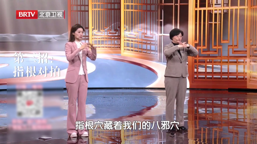 5个表现，识别老年痴呆，这套“拍手操”每天练，手脚不僵，大脑更灵光