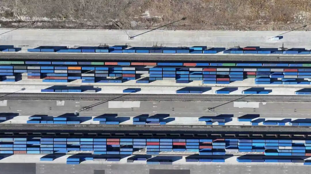 增幅44.8%！中欧班列“东通道”突破2000列，三大口岸全力护航跨境物流