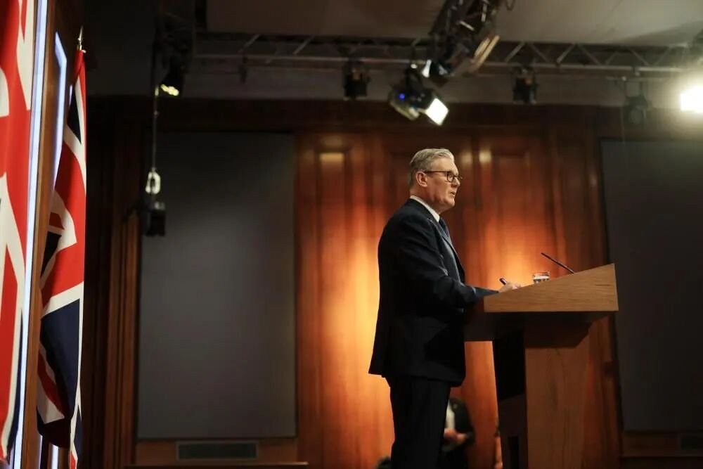 英国国王即将访美，避谈爱泼斯坦，特朗普：这次访问将非常棒