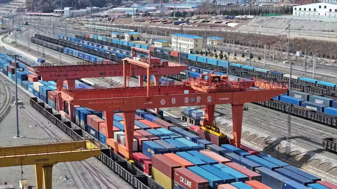 增幅44.8%！中欧班列“东通道”突破2000列，三大口岸全力护航跨境物流