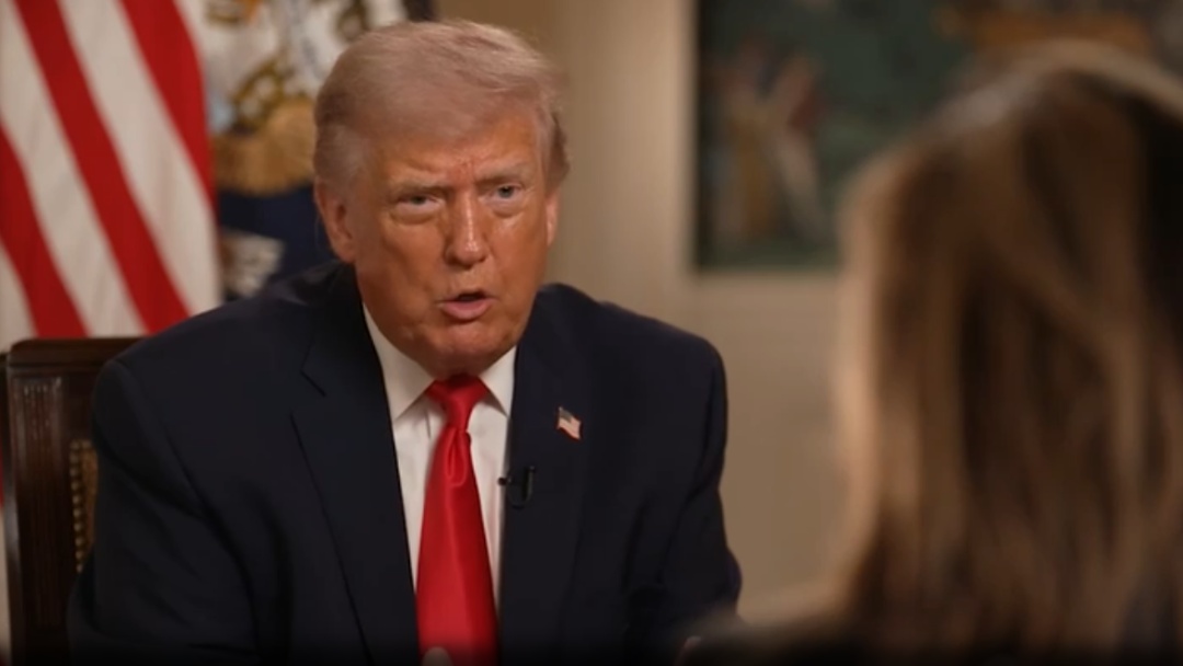 伊朗油轮再次通过霍尔木兹海峡