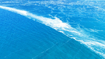 纯净又治愈！赛里木湖冰推景观对我眼睛很好️