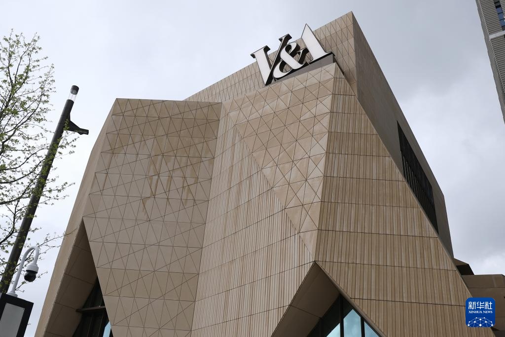 英国伦敦：维多利亚与阿尔伯特博物馆东馆即将开放