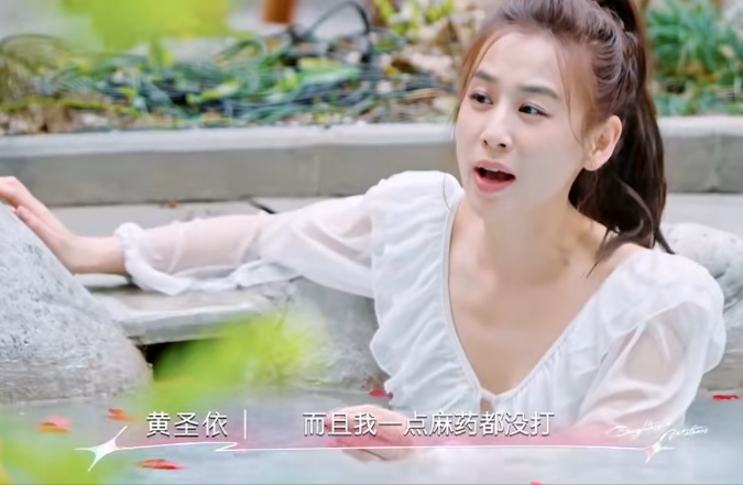 女子宫缩剧痛2小时仍坚持不打无痛！丈夫差点跪下哀求：求你了…