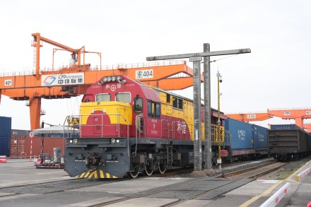 “渝车出海”再加速 重庆造新能源汽车高效通达东盟