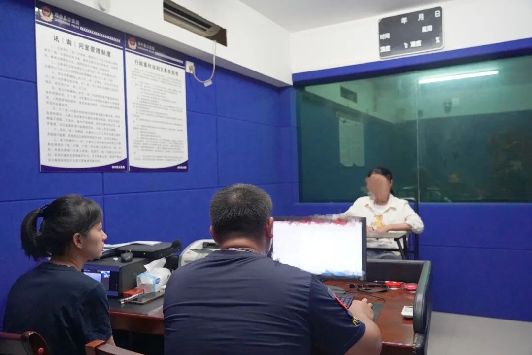 编造“黑恶势力”“故意纵火”等虚假信息,一女子被拘留! 编造“黑恶势力”“故意纵火”等虚假信息,一女子被拘留!