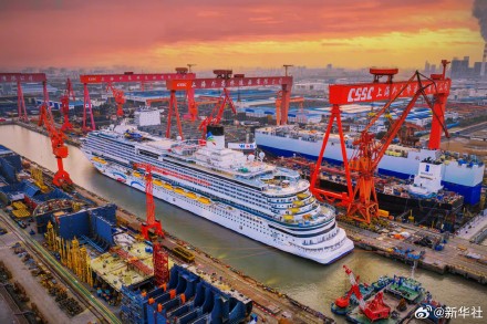 第二艘国产大型邮轮“爱达·花城号”计划于11月6日交付 第二艘国产大型邮轮“爱达·花城号”计划于11月6日交付