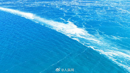 赛里木湖限定版春日碎冰冰 赛里木湖限定版春日碎冰冰