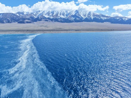 纯净又治愈！赛里木湖冰推景观对我眼睛很好️