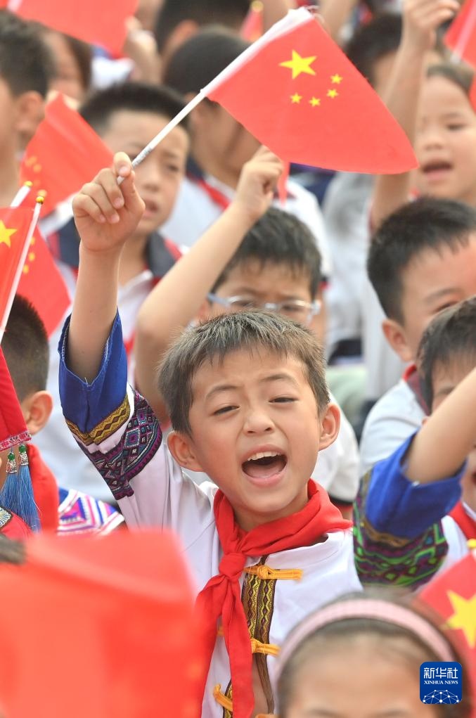 广西梧州：校园喜迎“三月三”