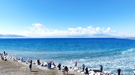 赛里木湖限定版春日碎冰冰 赛里木湖限定版春日碎冰冰