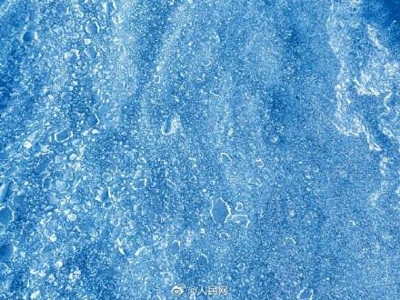 赛里木湖限定版春日碎冰冰 赛里木湖限定版春日碎冰冰