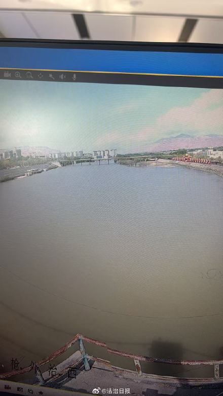 为吓唬妻子丈夫AI造假跳河自杀照片 被行拘