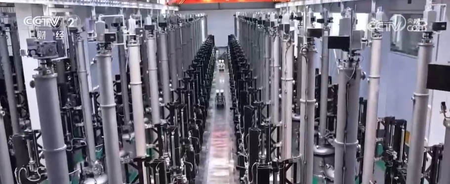 中国经济一季度逆风前行 中国资产“避风港”属性凸显