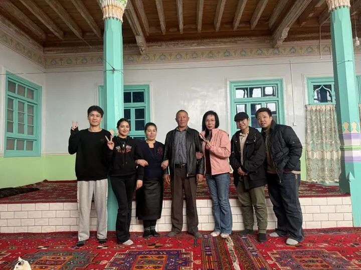 “不是打穿天山容易，而是天山那头有人民”