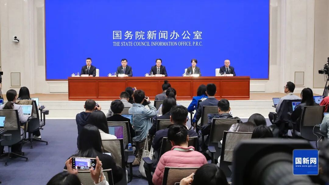 无人机飞行审批难？国家发展改革委：研究推广“扫码飞”提高审批效率