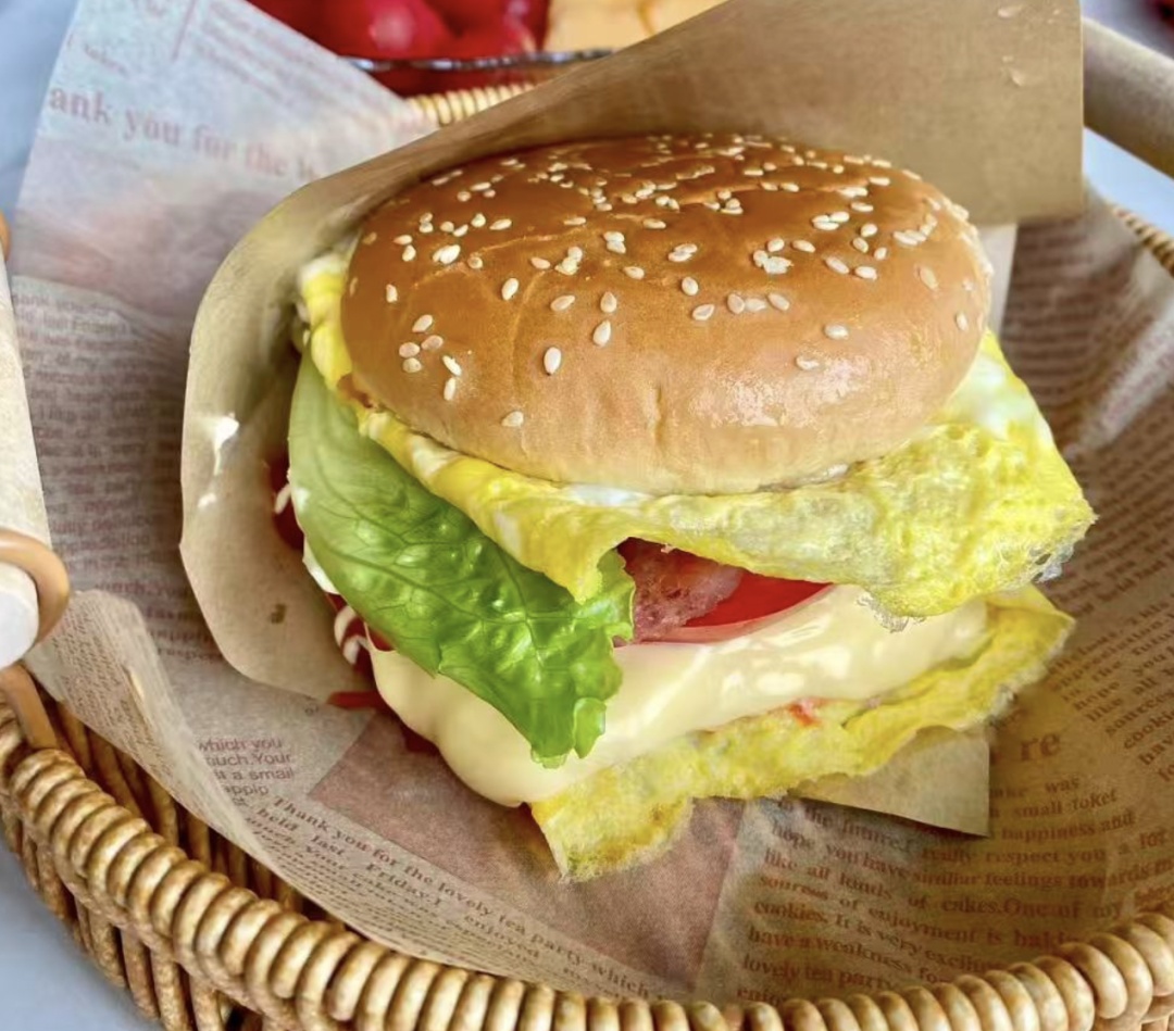 武汉全职宝妈每天4点半起床，给20多个娃做早餐，火遍小区！邻居：孩子起床都积极了