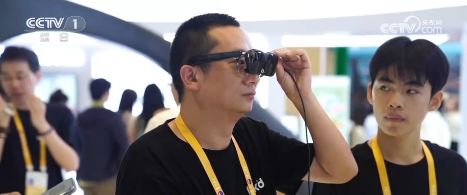 中国智造“加速跑”创新成果频现 “黑科技”产品从“小众尝鲜”变“日常刚需”