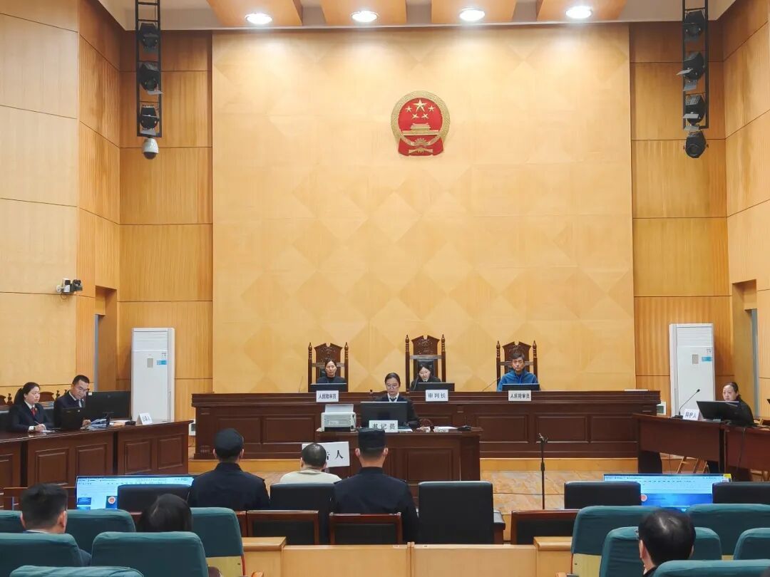 旧伤“包装”成新伤、小伤换人变重伤……假律师骗保超百万元获刑11年