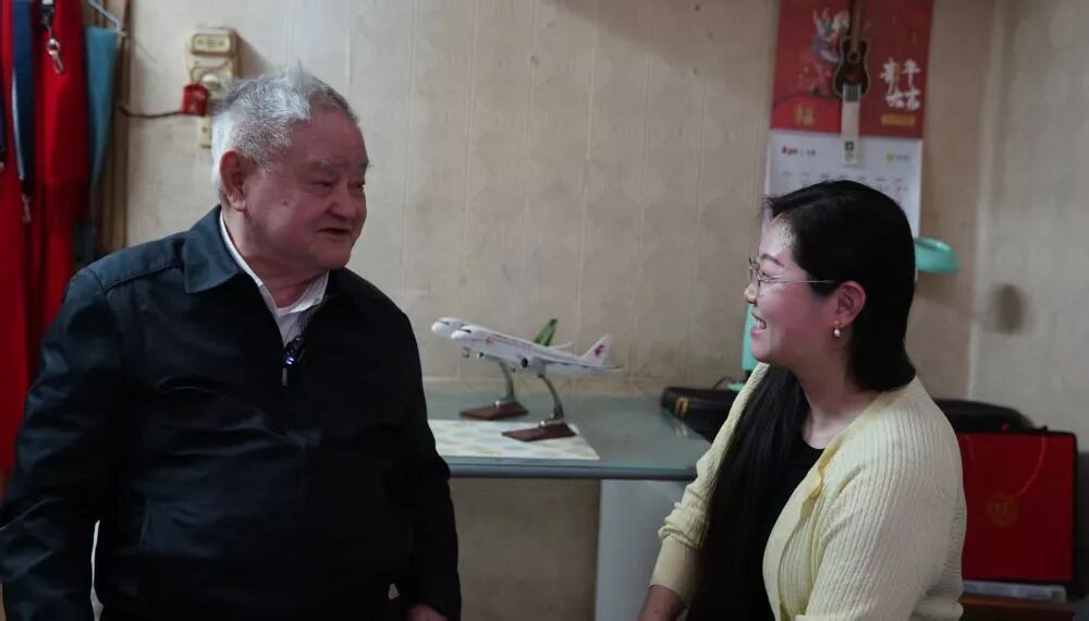 “我们曾经被嘲笑，现在可以挺起腰杆了！”