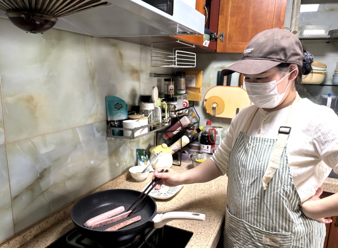 武汉全职宝妈每天4点半起床，给20多个娃做早餐，火遍小区！邻居：孩子起床都积极了