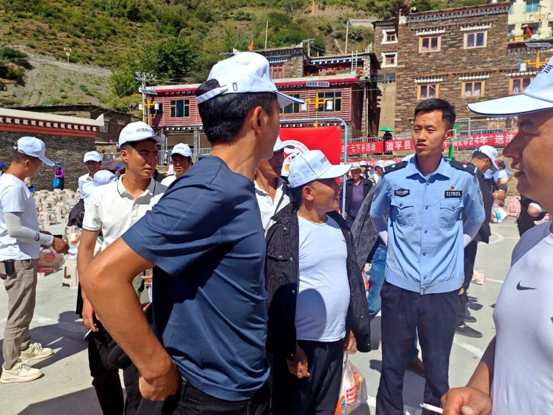 87枚红手印，全村一户不落！